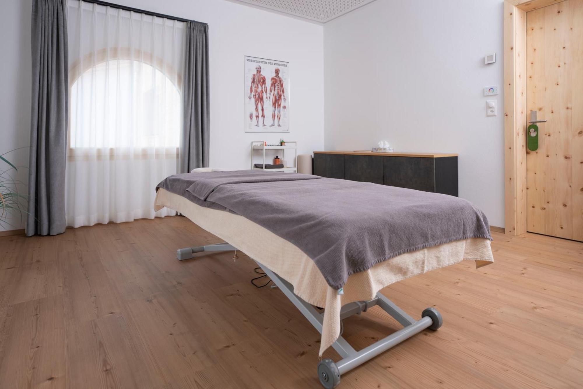 Hotel Helvetia Mustair Ngoại thất bức ảnh