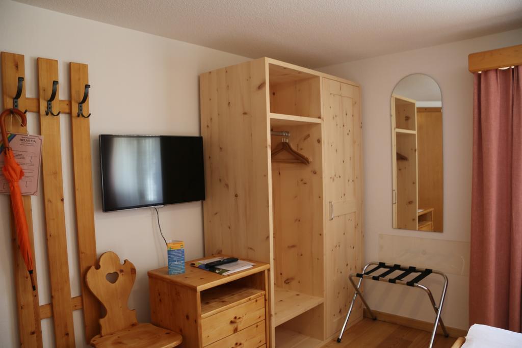 Hotel Helvetia Mustair Ngoại thất bức ảnh